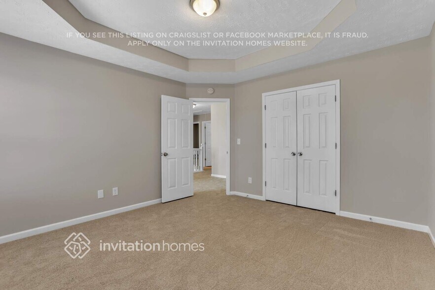 Building Photo - 729 Coach Way