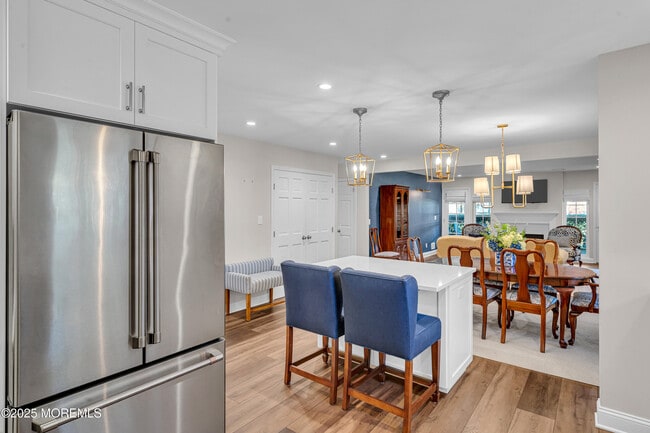 Building Photo - 68 Maple Dr