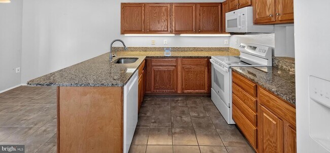 Building Photo - 9814 Rainleaf Ct