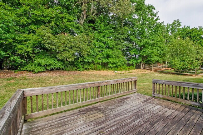 Building Photo - 11621 Long Forest Dr