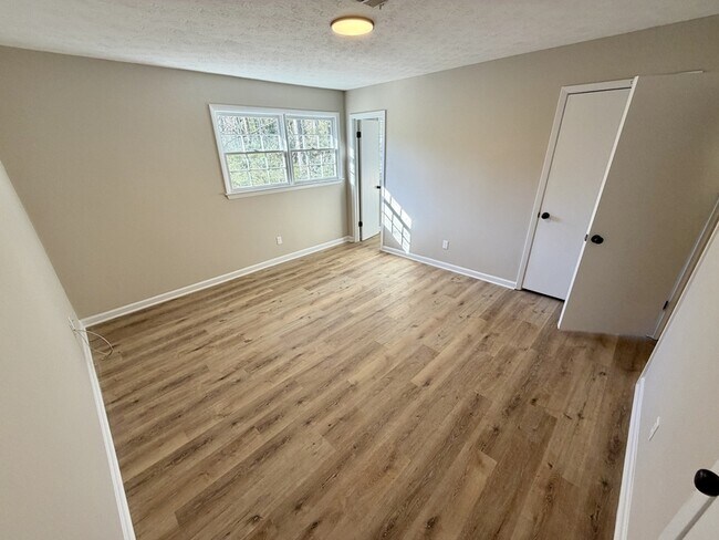 Building Photo - 80 Glenn Burnie Dr