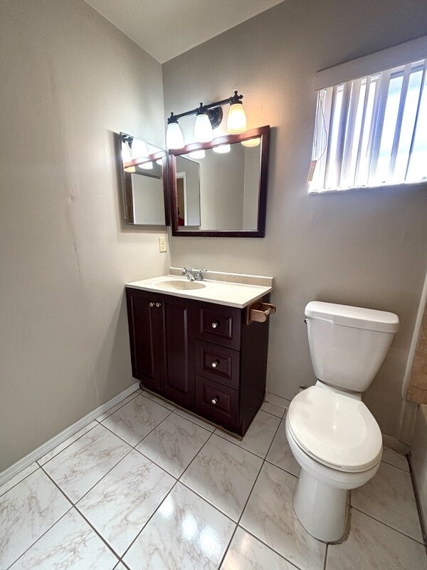 Building Photo - 2908 Quincy Ct
