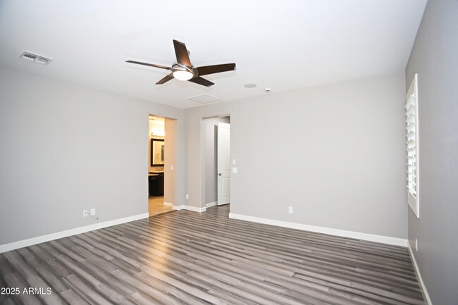 Building Photo - 4116 S Greythorne Way