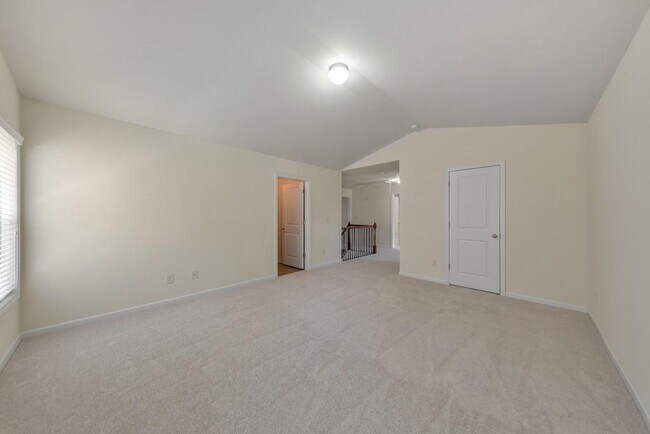 Building Photo - 4990 Brierstone Dr