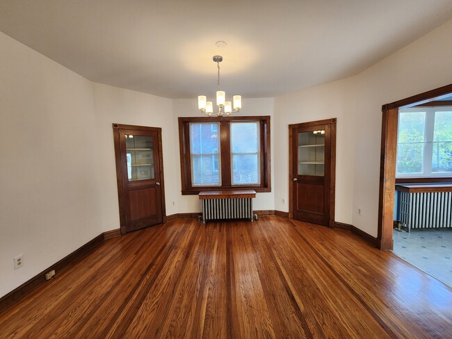 Building Photo - 77 W Lacrosse Ave