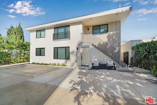 Building Photo - 8261 1st St