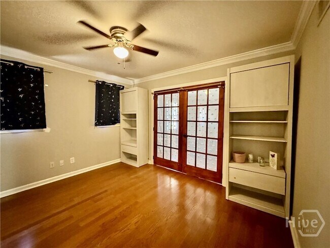 Building Photo - 12406 Largo Dr