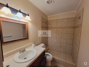 Building Photo - Charming 3 bedroom home ready for immediat...