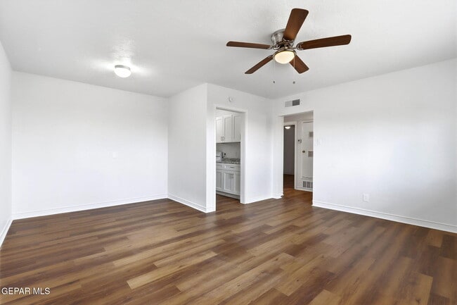 Building Photo - 2413 Copper Ave