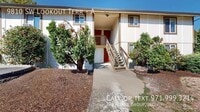 Building Photo - 9810 SW Lookout Terrace
