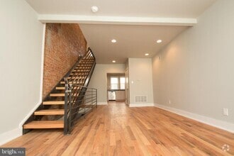 Building Photo - 1713 Fernon St