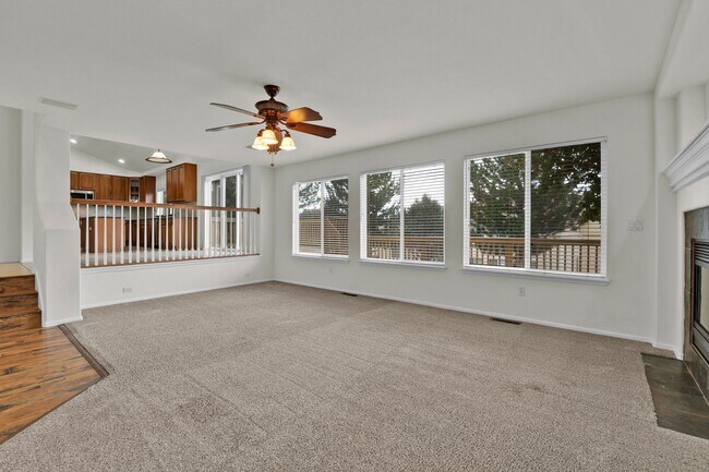Building Photo - 705 Witchhazel Ct