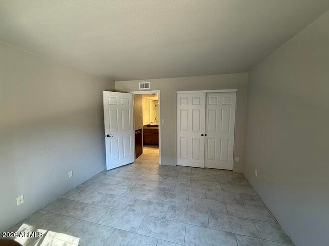 Building Photo - 8500 E Indian School Rd