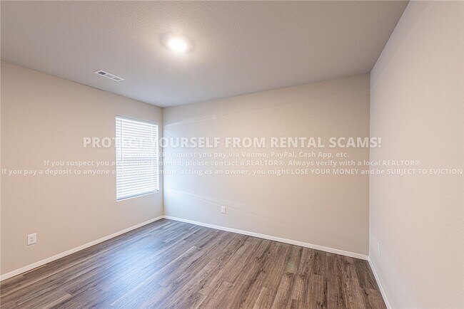 Building Photo - 2932 W Obsidian St