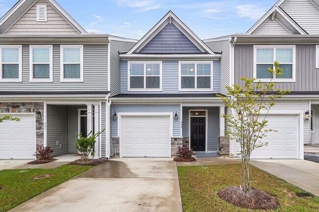 Building Photo - 443 Duskywing Dr