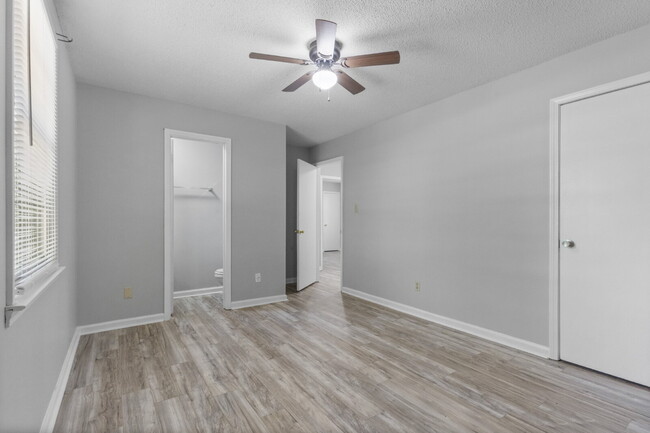 Building Photo - 3 Bedroom home with finished BASEMENT