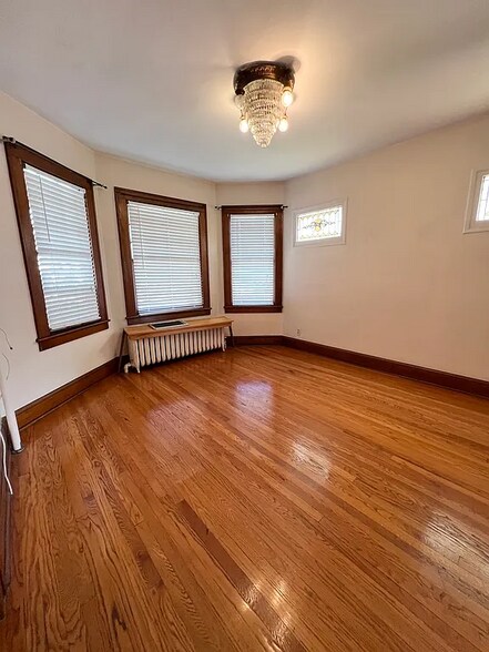 Primary Photo - 280 New Scotland Ave