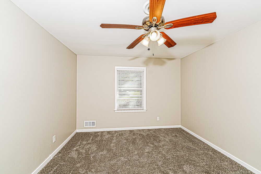 Building Photo - 1716 2nd St NE