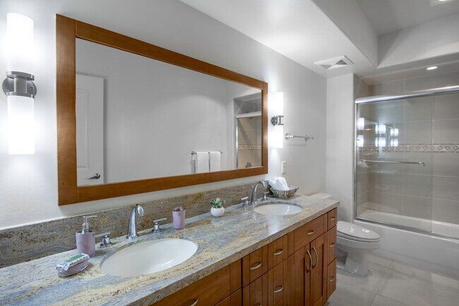 Building Photo - The Admiralty, 4170 Admiralty Way