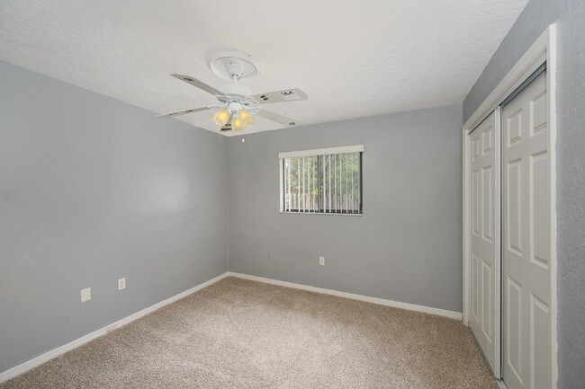 Building Photo - SUNTREE