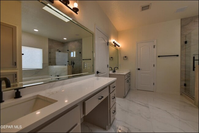 Building Photo - 6732 Pearl Ridge Dr