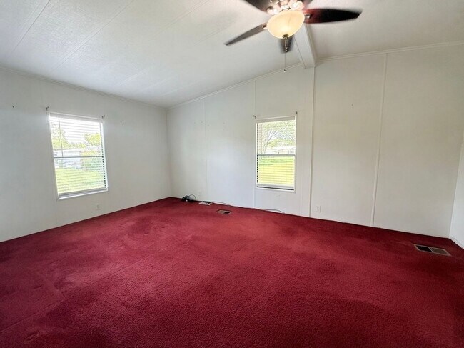 Building Photo - 2140 Pebble Beach Blvd