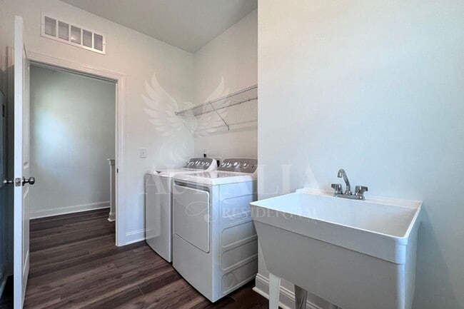Building Photo - 876 Cassa Clubhouse Wy