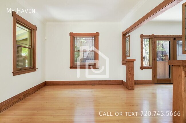 Building Photo - 1121 S Williams St