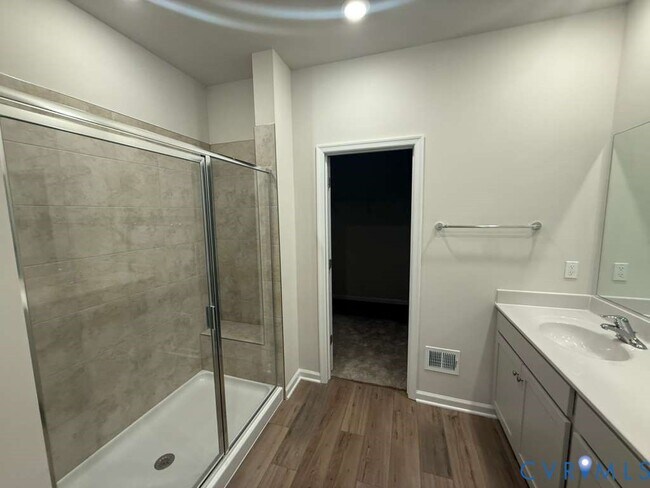 Building Photo - 6454 Fennec Run