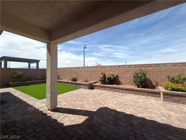 Building Photo - 3618 Tondela Ln