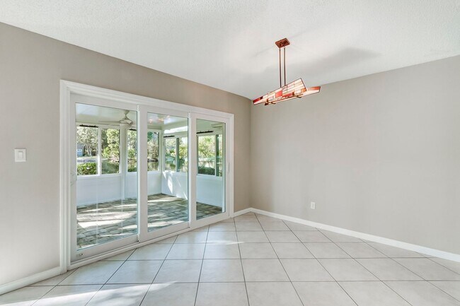 Building Photo - 2415 Will Hardee Rd