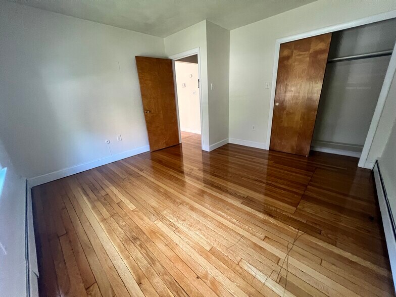Building Photo - 303 Tappan St