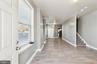 Building Photo - 138 N King St