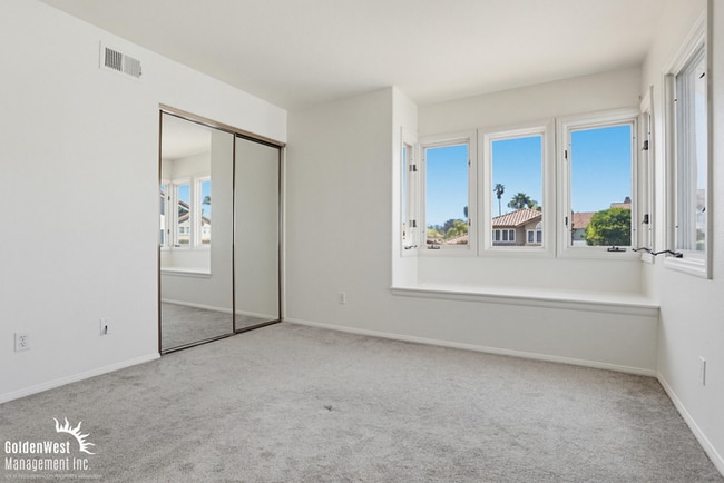 Building Photo - Charming and Spacious 4Bdm 3Ba Home in the Highly Desirable Carmel Valley Community!