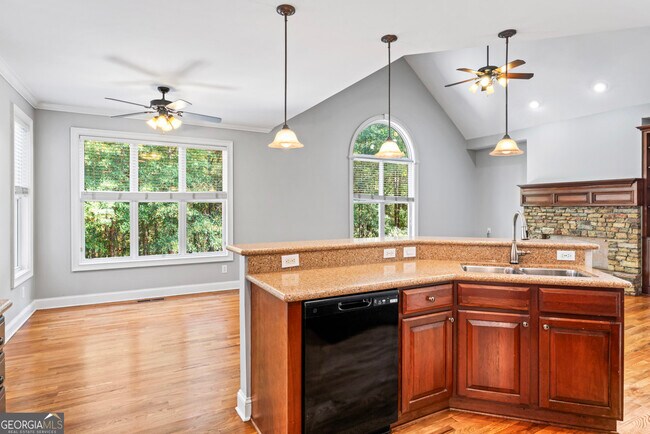 Building Photo - 147 Bayberry Hls
