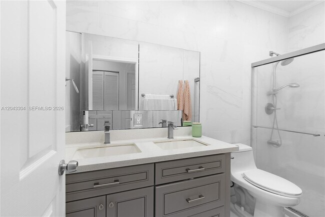 Building Photo - 1102 Camellia Cir