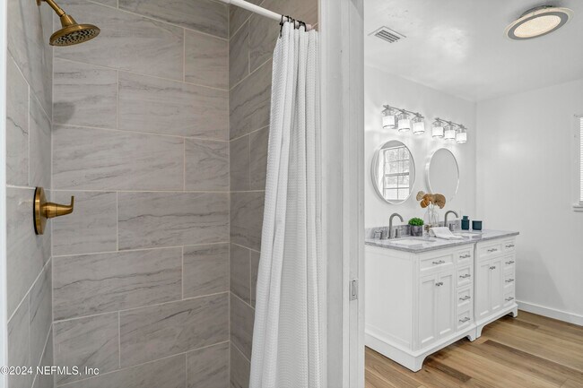 Building Photo - 54221 Cravey Rd