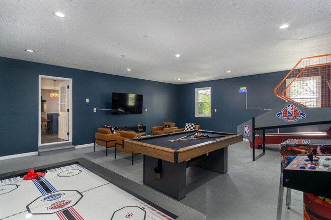 Building Photo - 54 Hyder Ln