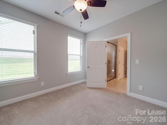 Building Photo - 14021 Goldenrod Trace Rd