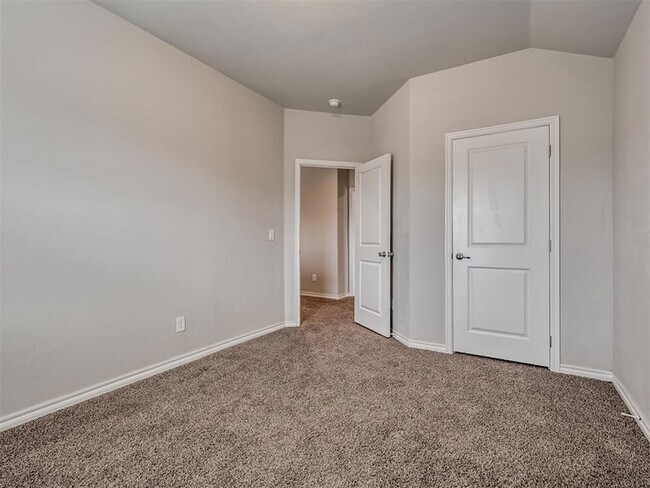 Building Photo - 11133 NW 95th Ct