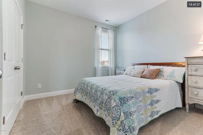 Building Photo - 106 Hampton Dr