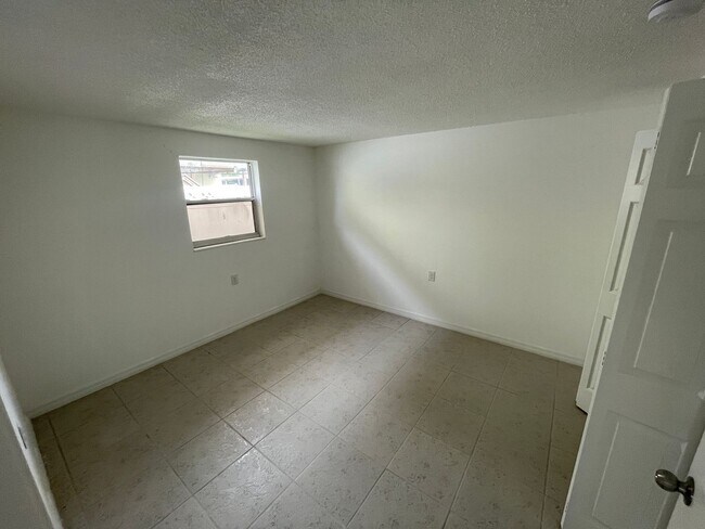 Building Photo - 5311 Avery Rd