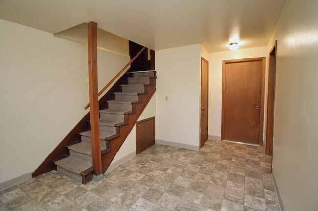 Building Photo - soudr03