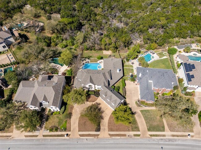 Building Photo - 9805 Big View Dr