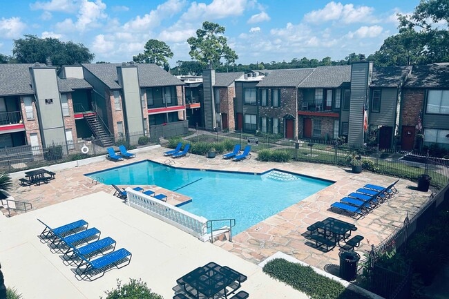Building Photo - 4800 Lamonte Ln