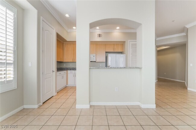 Building Photo - 50 E Serene Ave