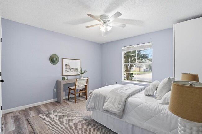 Building Photo - Gulfwind N