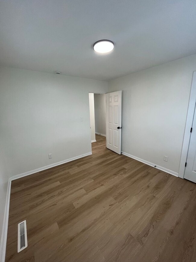 Building Photo - Newly Renovated 3-Bedroom Single Family Home
