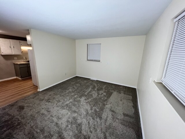 Living Rm - 3260 Buffalo Rd