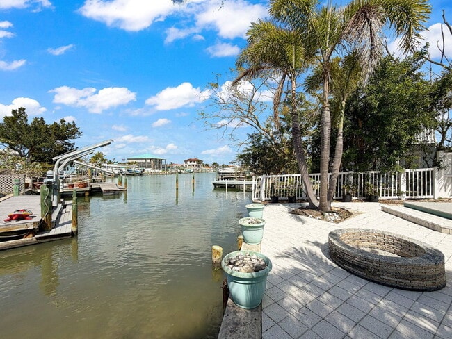 Building Photo - 200 176th Terrace E